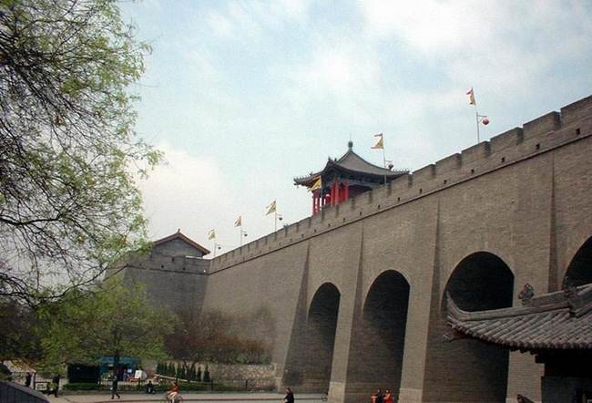 Description: http://clubimgfile.paran.com/genk/pds/2007/1026/1237343123_pyungyogosung-002.jpg